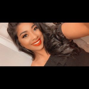 Meet your Posher, Amberly